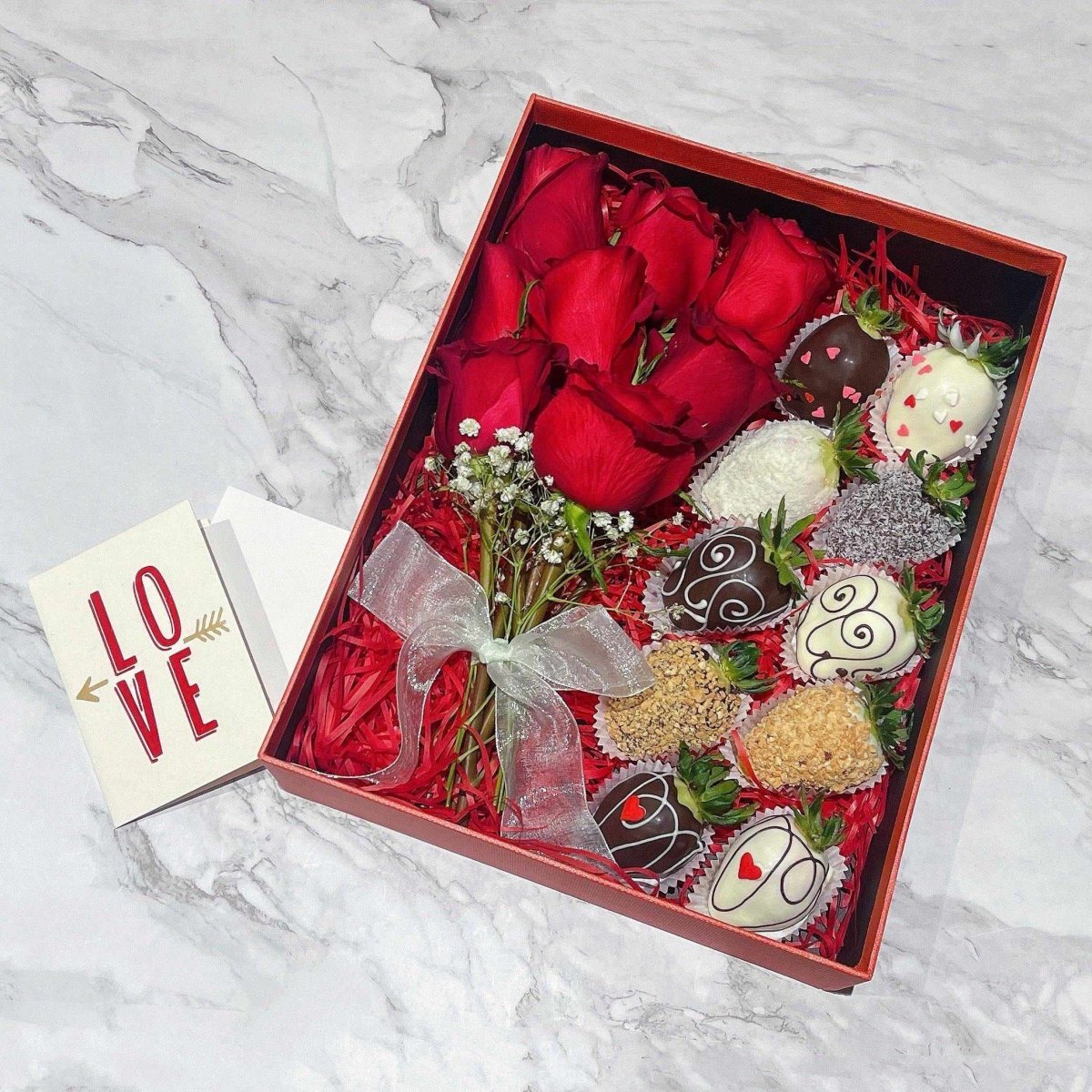 Double Love Chocolate Coated Strawberry & Rose Flower Bouquet Fruit Gift Box(1 day advance) - Rainbowly Fresh Fruit Gift and Flower Arrangments