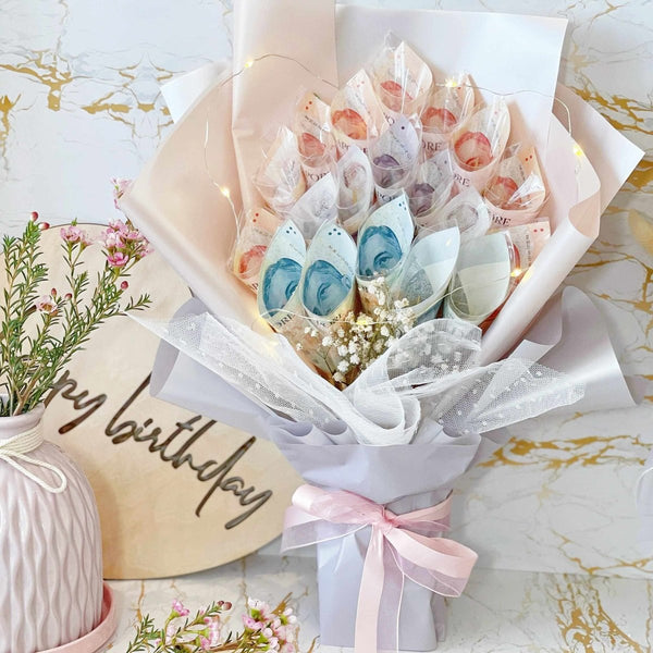 Luxury Cash Money Bouquet Gift for Her (Custom Amount, Bank Note Not Inclusive)(1 day advance order) - Rainbowly Fresh Fruit Gift and Flower Arrangments