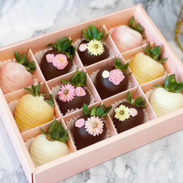 Vibrant Floral - Gift Box of A Dozen Chocolate Coated Strawberry - Rainbowly Fresh Fruit Gift and Flower Arrangments