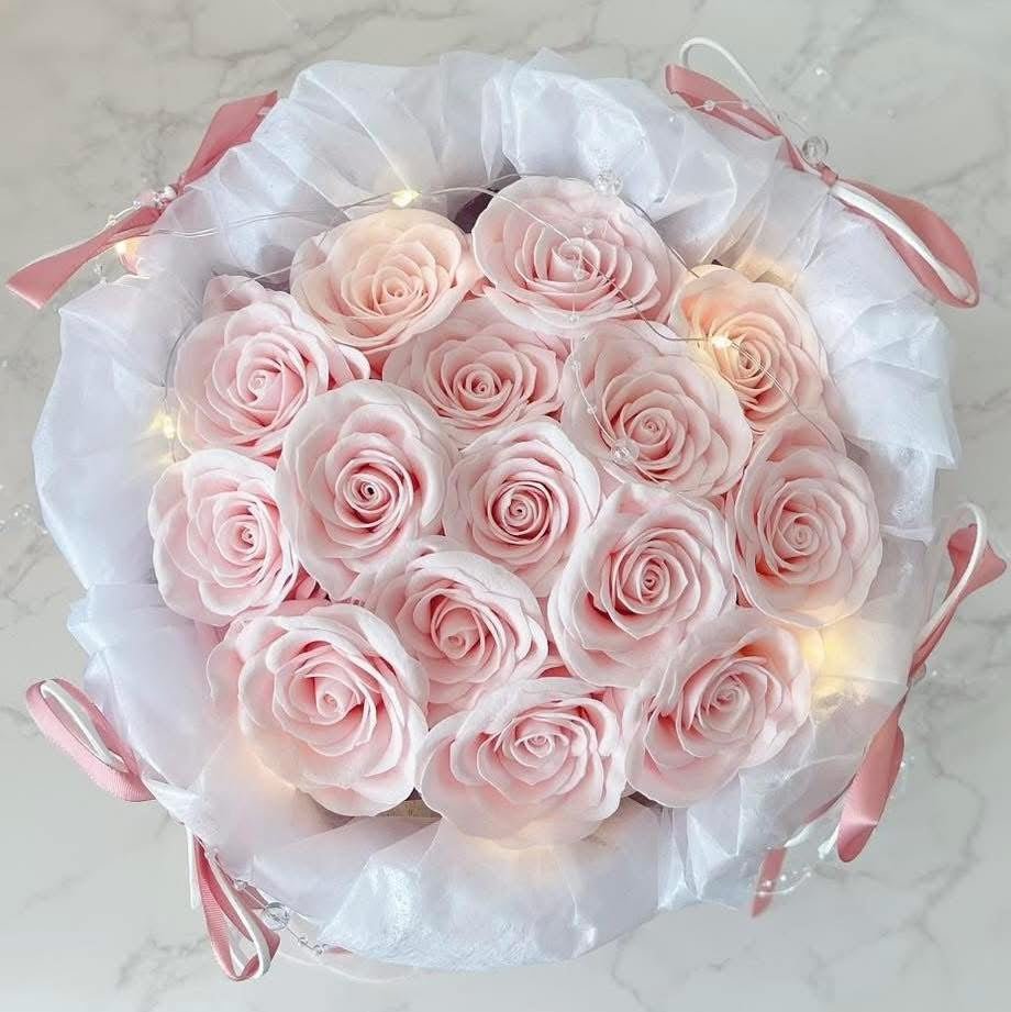 Splendid Love - SOAP Flower Bouquet - Rainbowly Fresh Fruit Gift and Flower Arrangments