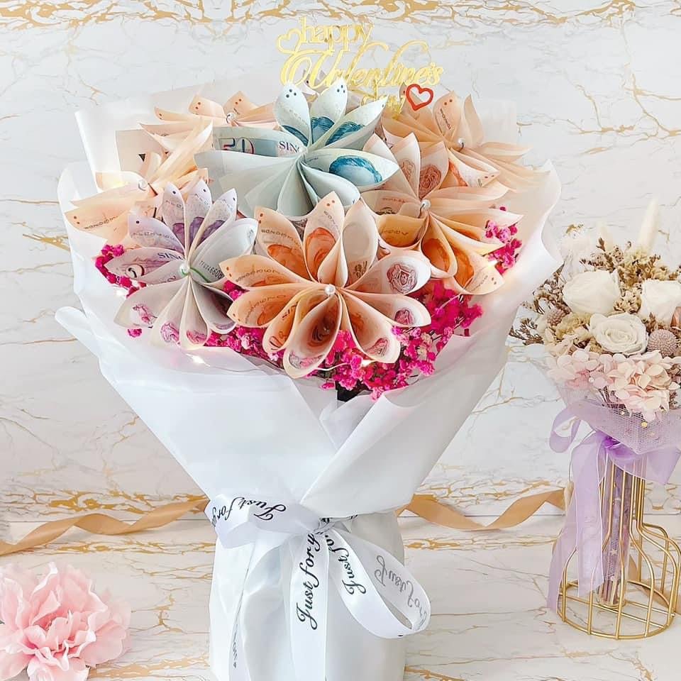 $520 I Love You Money Flower Bouquet - Luxury Cash Money Bouquet(4 days Preorder, Cash Notes Included) - Rainbowly Fresh Fruit Gift and Flower Arrangments
