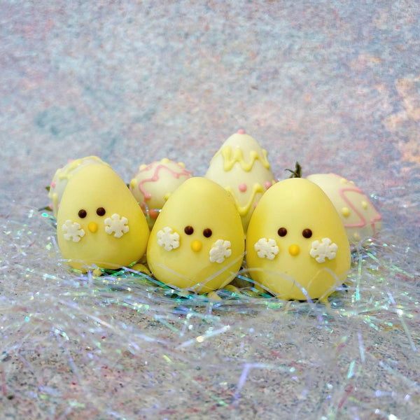 Easter Gift - Chicky Dozen Chocolate Coated Strawberry Fruit Gift Box - Rainbowly Fresh Fruit Gift and Flower Arrangments