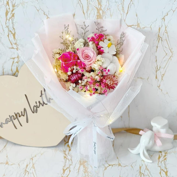 Everlasting Rose Flower Bouquet (Real Preserved Roses and Dried Flowers)(Limited Stocks) - Rainbowly Fresh Fruit Gift and Flower Arrangments