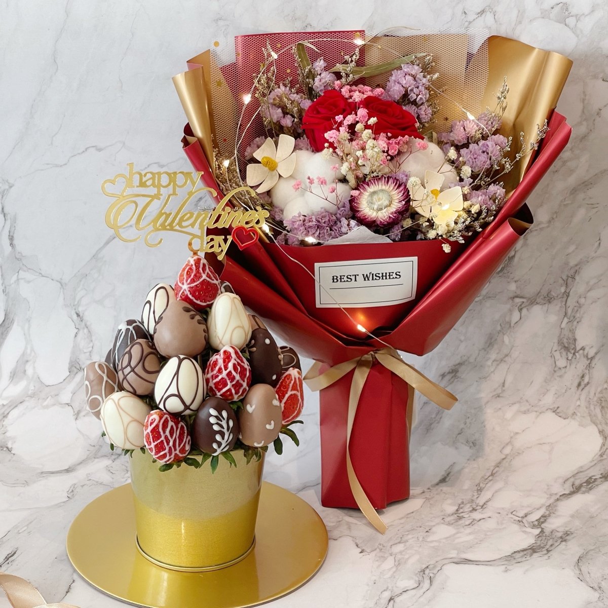 Everlasting Rose Flower Bouquet (Real Preserved Roses and Dried Flowers)(Limited Stocks) - Rainbowly Fresh Fruit Gift and Flower Arrangments