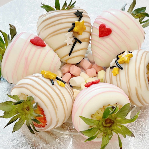 Gentleman Chocolate Pinata Cake Heart (Smashable Cake Alternative) - Rainbowly Fresh Fruit Gift and Flower Arrangments