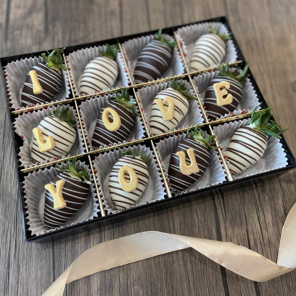 Gift Box of A Dozen Chocolate Coated Strawberry - Rainbowly Fresh Fruit Gift and Flower Arrangments