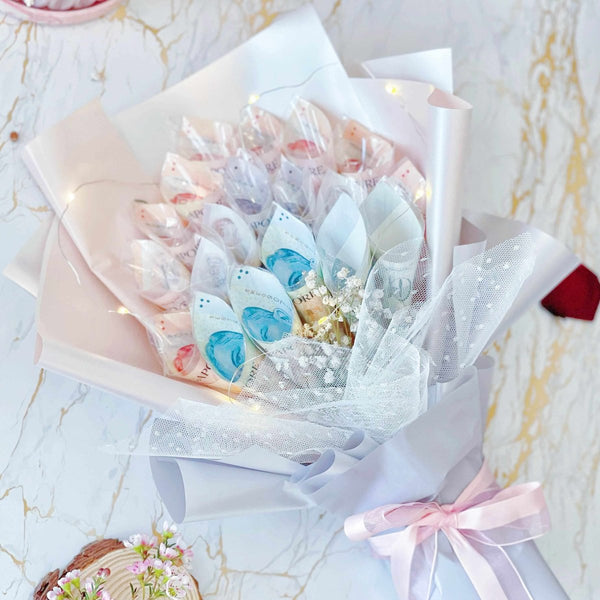 Luxury Cash Money Bouquet Gift for Her (Custom Amount, Bank Note Not Inclusive)(1 day advance order) - Rainbowly Fresh Fruit Gift and Flower Arrangments