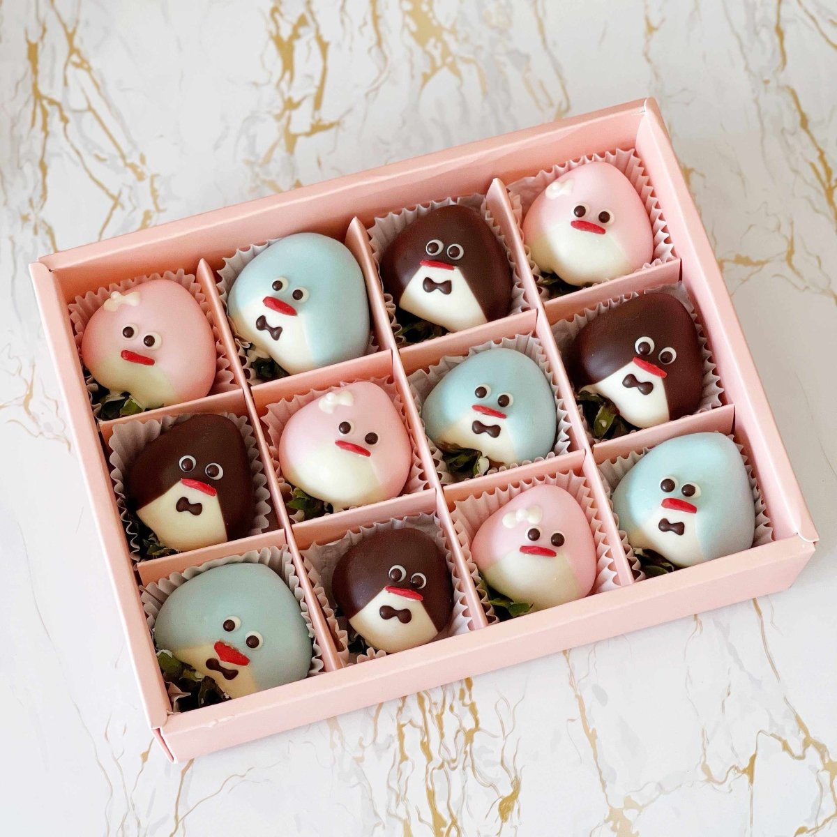 Penguin Party Chocolate Coated Strawberry Fruit Gift Box - Rainbowly Fresh Fruit Gift and Flower Arrangments