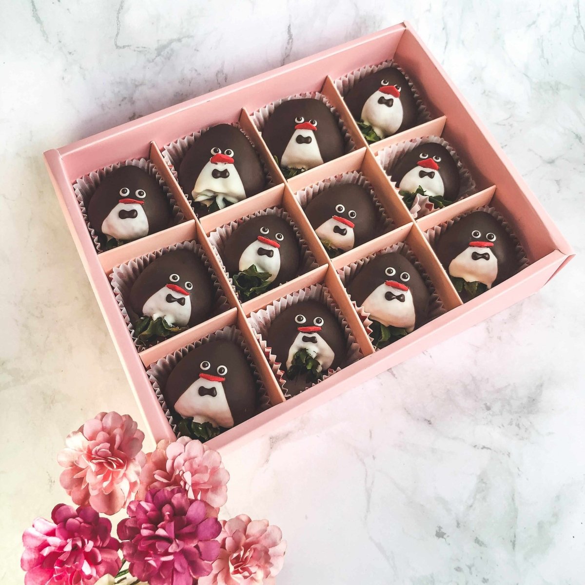 Penguin Party Chocolate Coated Strawberry Fruit Gift Box - Rainbowly Fresh Fruit Gift and Flower Arrangments