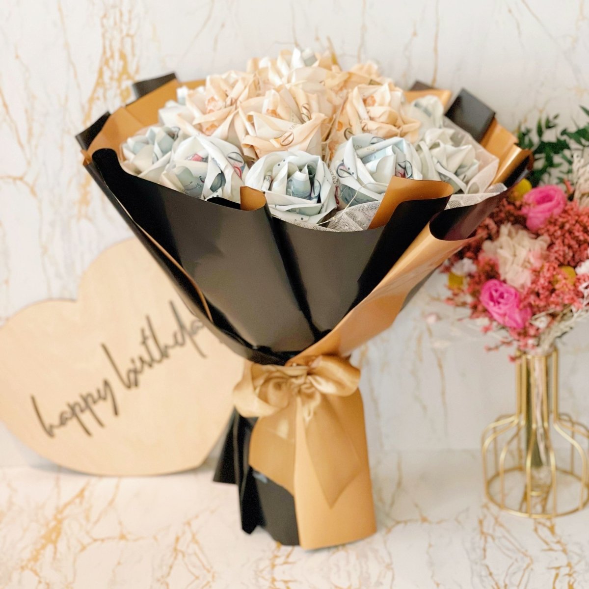 Thousand Roses - Money Bouquet ($5200, Cash not Inclusive)(7 days pre-order) - Rainbowly Fresh Fruit Gift and Flower Arrangments