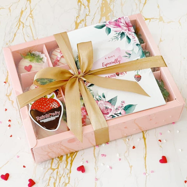 Valentines Day Special Dozen Chocolate Coated Strawberries - Rainbowly Fresh Fruit Gift and Flower Arrangments