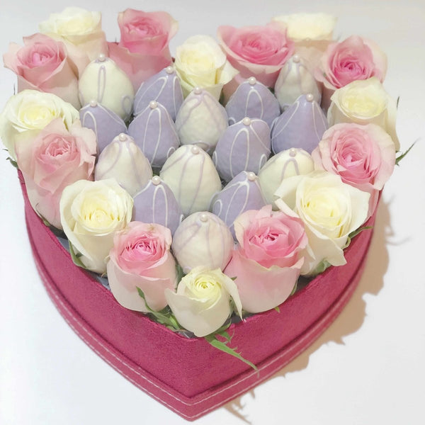 You Own My Heart Chocolate Dipped Strawberry Flower Rose Heart Gift Box - Rainbowly Fresh Fruit Gift and Flower Arrangments